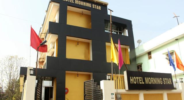 OYO 4069 Morning Star, Rezerwuj Hotel Hotele w Uttarakhand z basenem, Basen