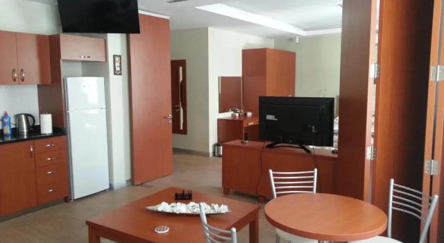 Студия Honey House Apartment