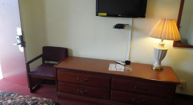 Passport Inn Motel, Забронировать Мотель Отели Атлантик-Сити с парковкой, рядом с Казино Tropicana, Парковка