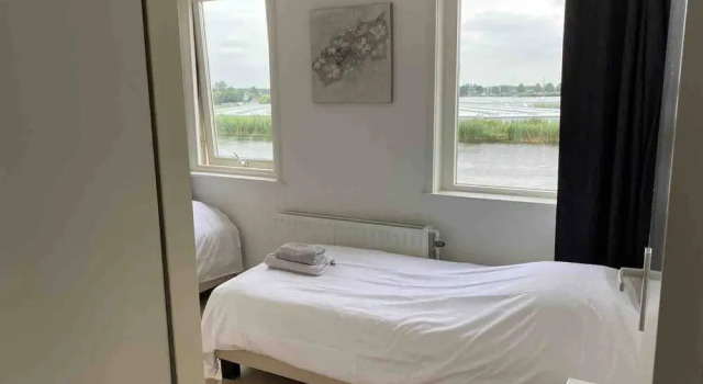 Spacious Nice House Near Amsterdam City Centre and Schiphol Airport, Rezervovat Hotel Hotely v Rotterdam s bazénem, Bazén