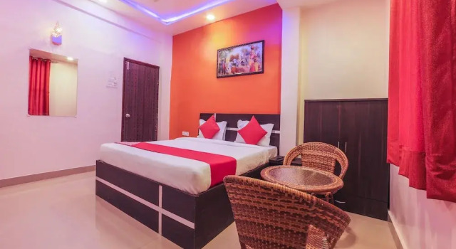 The Orchid Guest House By OYO Rooms, Book Pension Hoteller i Khadki med morgenmad, Morgenmad