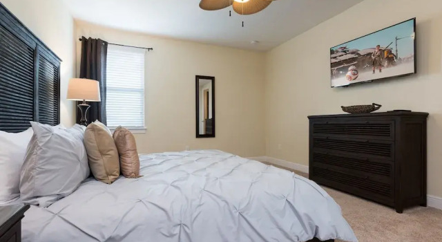 Disney Dreams Luxury Private Water Park 6 Bedroom Villa by RedAwning