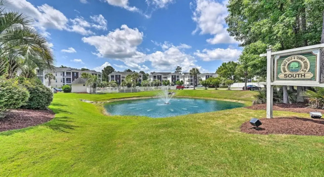 Апартаменты On the Fairways: Myrtle Beach Condo w/ Pool Access