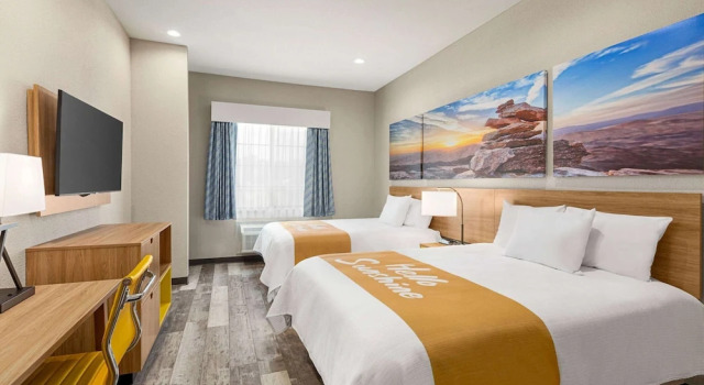 Двухместный номер Comfort Days Inn & Suites by Wyndham Tomball Houston NW