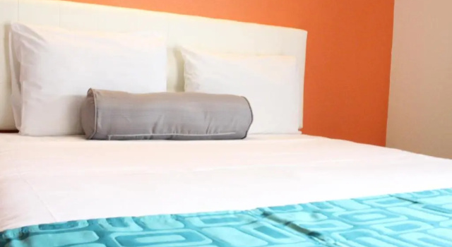 Двухместный номер Standard Howard Johnson by Wyndham Lake George