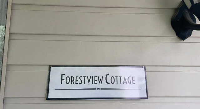 Коттедж Emerald Creek Cottages