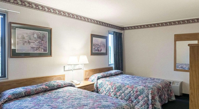 Rodeway Inn & Suites Rehoboth Beach, Забронировать Отель Рехобот-Бич Delaware Beaches, рядом с Аутлет-центр Tanger Outlets Rehoboth Beach