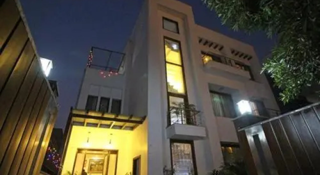 Mint Sarojville Suites, Забронировать Отель Гургаон 