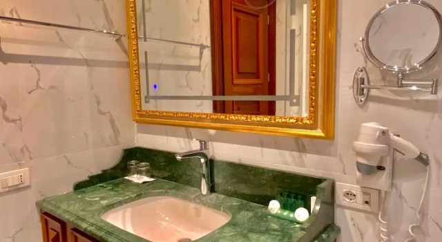 Люкс Grand Hotel Opera