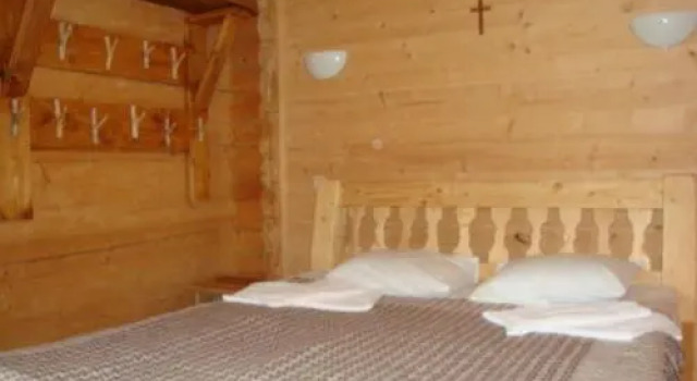 Eco Sadyba Familia, Prenota Casa vacanze Hotel a Ivano-Frankovsk con parcheggio, Parcheggio