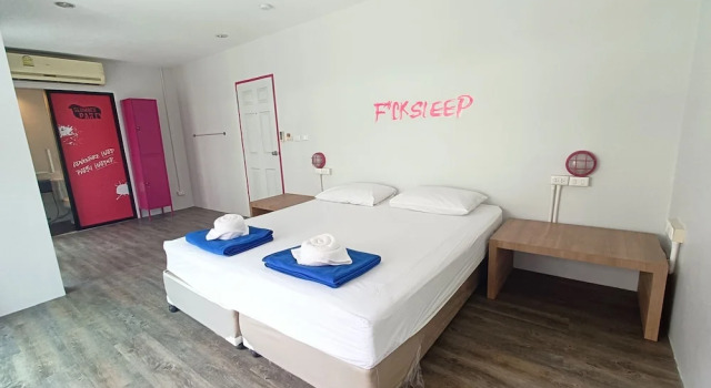Slumber Party Surf Kata Phuket
