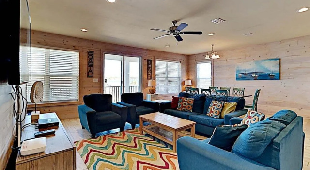 Lagoonie Goo Goo by Southern Vacation Rentals, Varaa Lomakoti Huvilat kohteessa Alabama, Villa