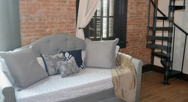 Апартаменты Luxury Eighteen-Ninety Sleepover