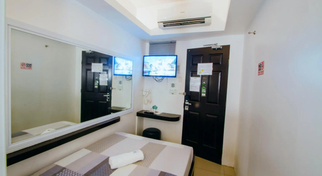 Одноместный номер Standard JJ Midcity Inn