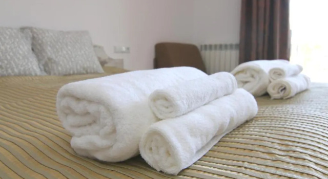 Eco House Kitana, Varaa Hotelli Hotellit Varna region uima-altaalla, Uima-allas