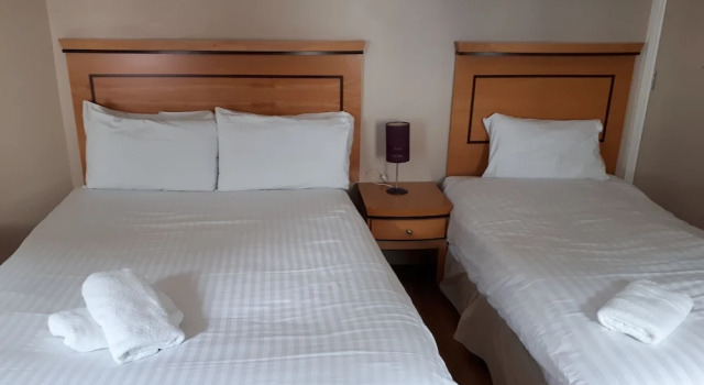 The Iona Inn, Брондау Гостьхаус Дерри Londonderry County