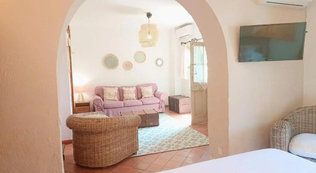 Трёхместный номер Standard La Villa Roseraie , Hôtel Familial OUVERT TOUTE LANNEE