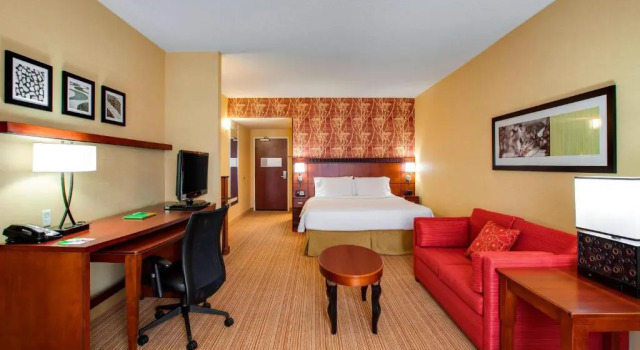 Номер Standard Courtyard by Marriott Chicago Schaumburg/Woodfield Mall