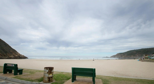 Herolds Bay Accommodation - Bergwater Downstairs