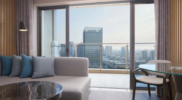 Четырёхместный номер Standard Courtyard by Marriott Foshan