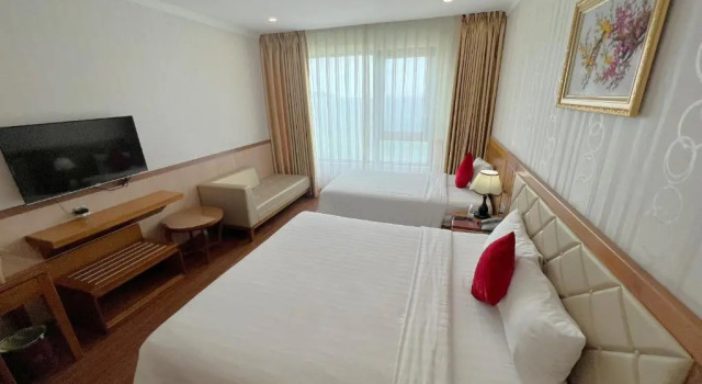 Трёхместный номер Standard с видом на море Serene Beach Hotel Danang