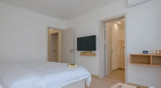 Люкс Qingmu Hotel (Zhenjiang Danyang Houxiang Central Street)
