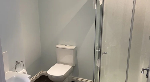 Номер Comfort Ivy Cottage-Serviced accommodation