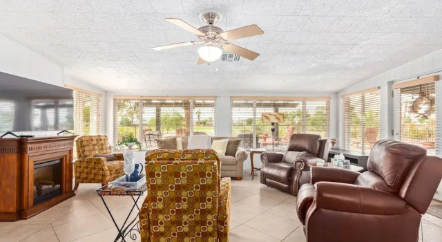 105th Sun City 2 Bedroom Home by Redawning, Book Vacation Home Sun City West Arizona