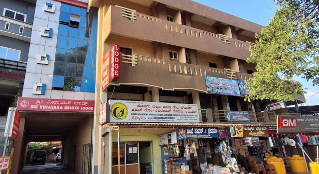 Sri Vinayaka Lodge, Rezervovat Rekreační dům Chaty v Coorg, Chalupa