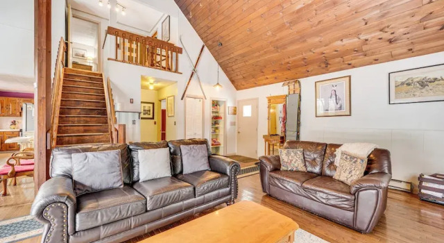 Коттедж Rustic Intervale Hideaway w/ Deck & Wooded Views!
