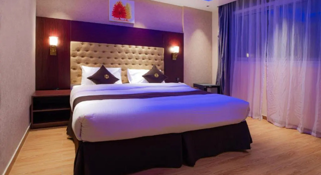 Номер Deluxe Raha Grand Hotel