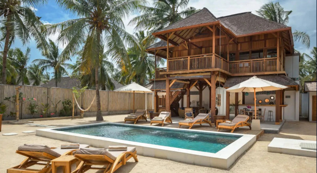 Villa Luna Sunset Beach, Забронировать Вилла СПА-отели Гилей Траванган, рядом с Порт Гили Траванган, SPA-услуги