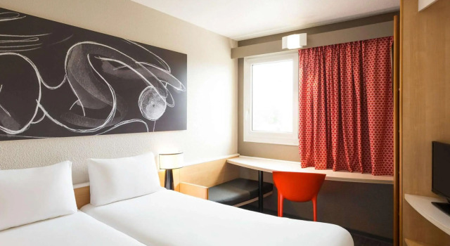ibis Bordeaux Pessac, Rezerwuj Hotel Hotele 3-gwiazdkowe w Graves, 3*