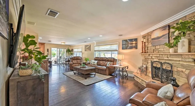 Vista Home w/ Pool ~ 11 Mi to Tamarack State Beach, Rezerwuj Dom wakacyjny Vista San Diego County