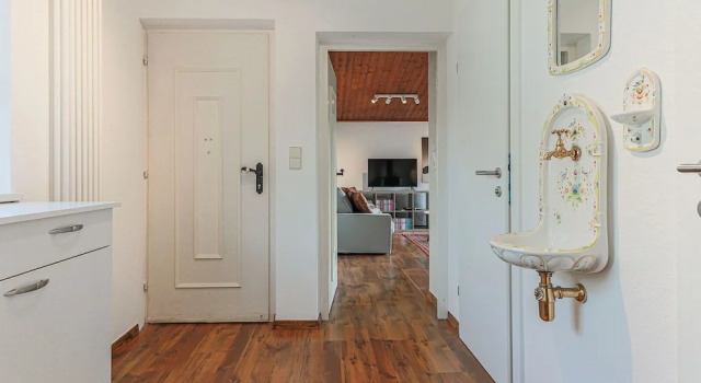 Elegant Holiday Home in Sankt Johann in Tirol With Balcony, Забронировать Отель Отели Тироля 3 звезды, 3*