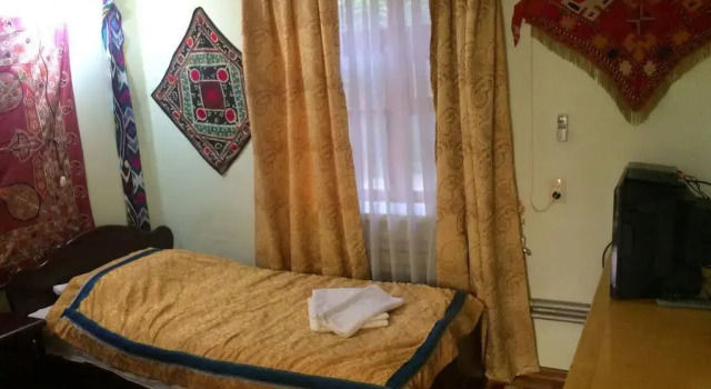Jahongir B&B