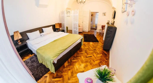 Christa Central 1, Varaa Hotelli Sibiu Old Town 