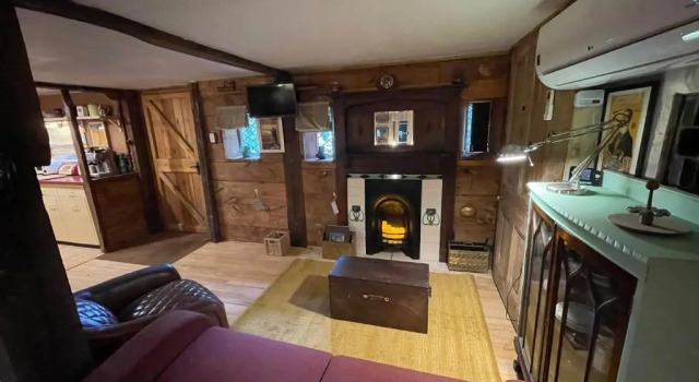 Remarkable Boultons Barn With hot tub & opt Sauna, Забронировать Отель Отели Англии 3 звезды, 3*
