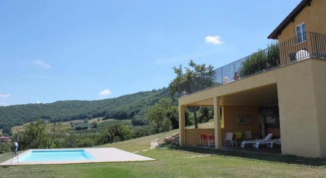 Pivoine et Cerise, Prenota Bed & breakfast Hotel a Alvernia con parcheggio, Parcheggio