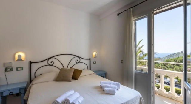 Семейный номер Standard с видом на море Hotel Castello Monticello