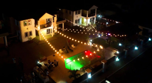 Candice Serviced Apartment