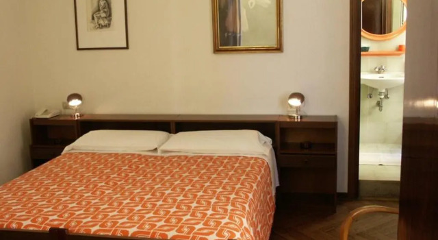 Двухместный номер Standard Albergo Corona