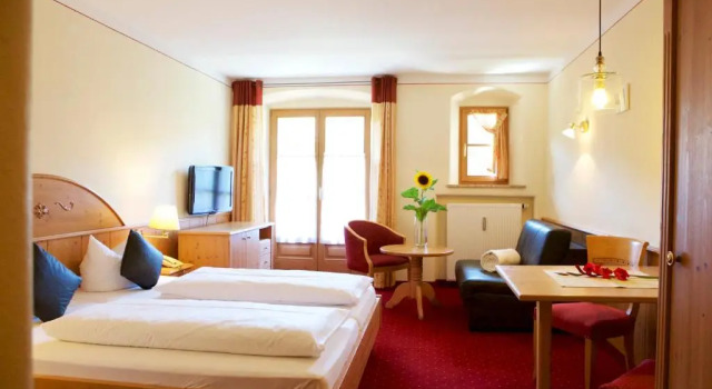 Одноместный номер Standard с балконом Hotel Salzburger Hof