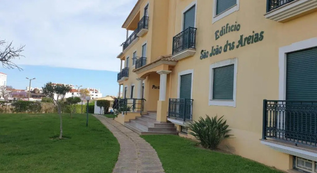 Oura Beach T1 apartment Coral , close to the Strip, Swimming Pool, Wi Fi, A/C, Boek Appartement Oura Albufeira