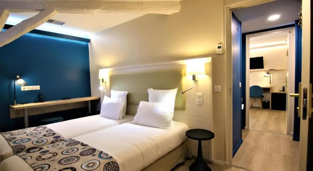 Номер Standard Hôtel Montaigne