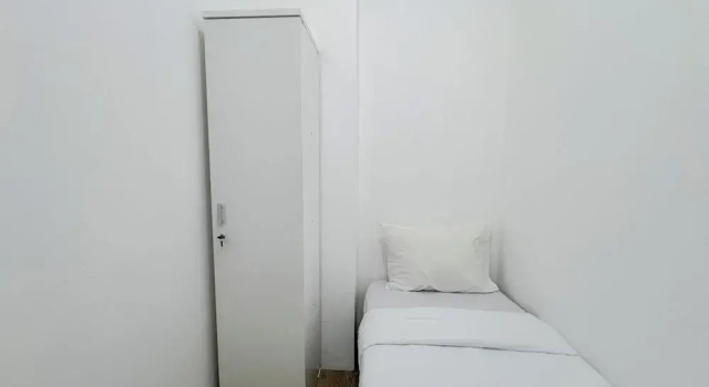 Апартаменты Deluxe Compact and Restful 2BR at Menara Rungkut Apartment