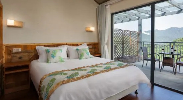Люкс с красивым видом из окна Yunhai Jiangnan Tianchi Light Luxury Holiday Guesthouse