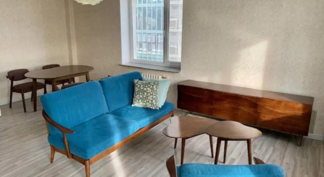Located A zone 2rooms apartment in downtown