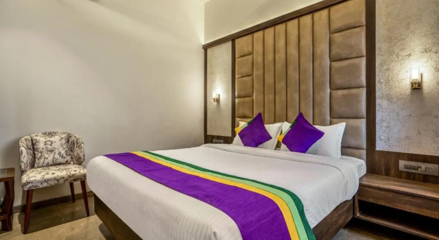 Двухместный номер Standard Treebo Premium Savera Inn