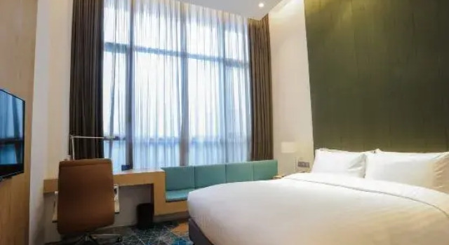Номер Superior Holiday Inn Express Shanghai Songjiang Fangta by IHG